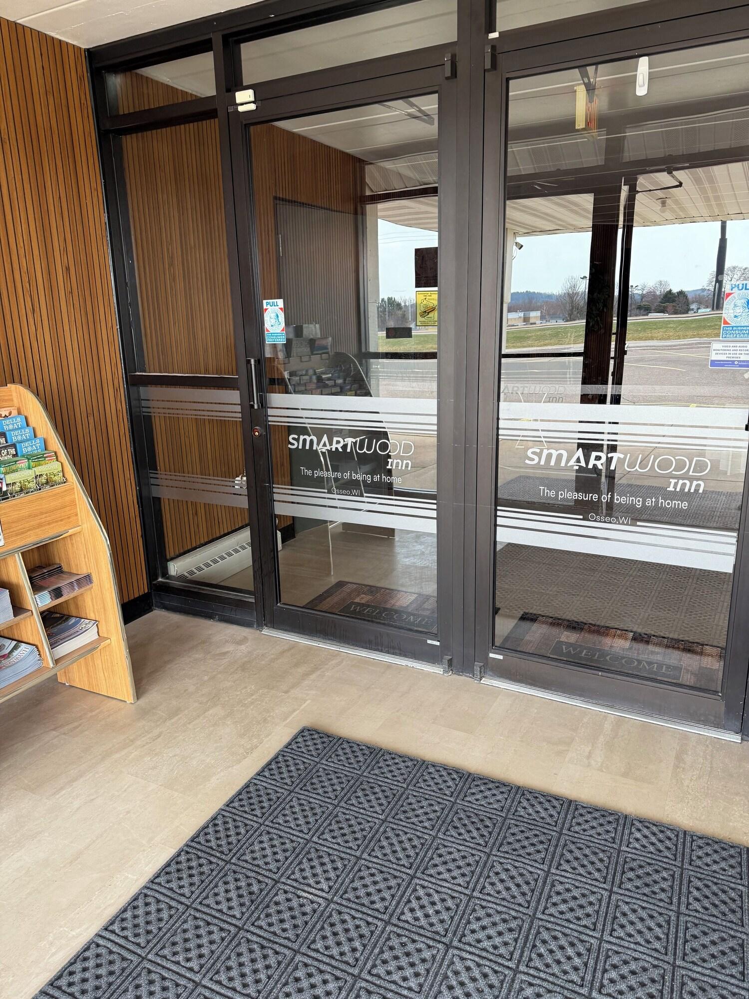 Vista Lobby Smartwood Inn