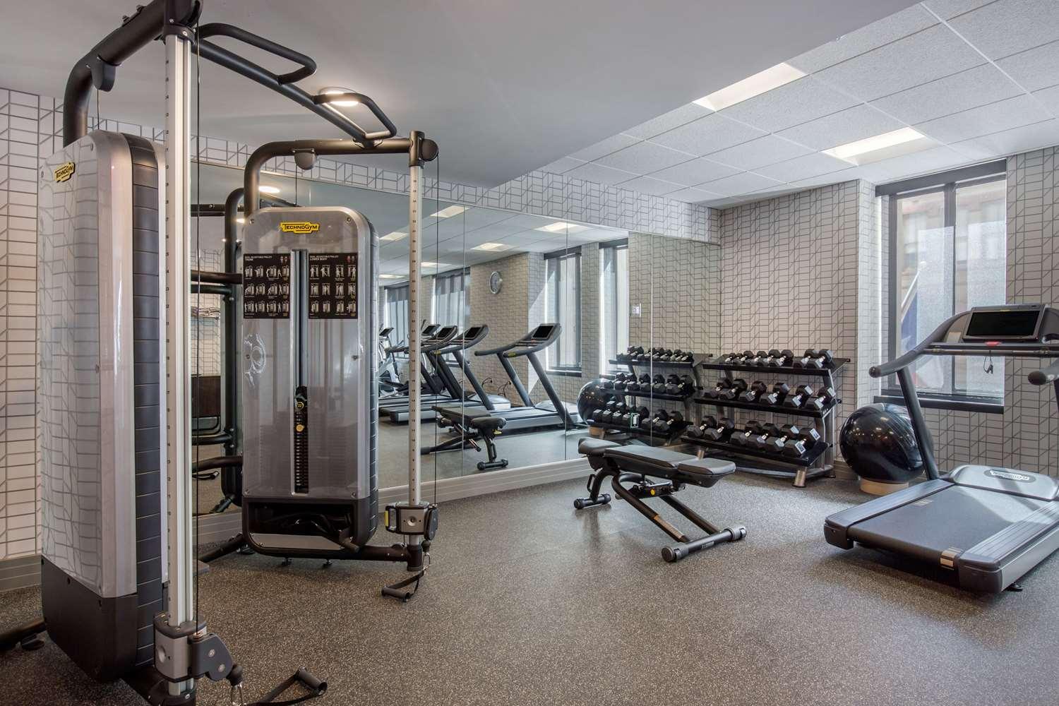 Gimnasio Renaissance Saint Elm Dallas Downtown Hotel