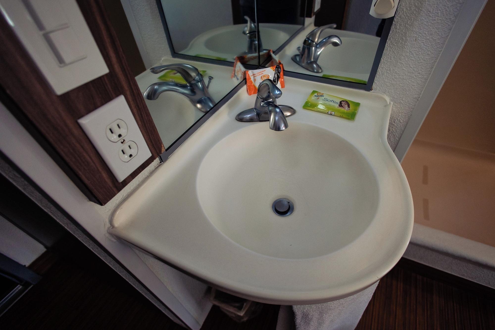 Equipamiento de Habitación Hotel Hi! Zapopan