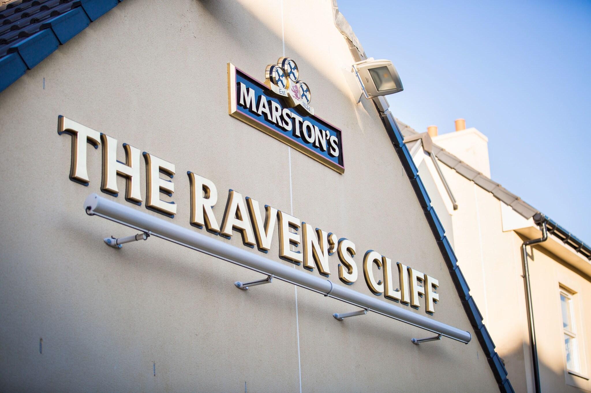 Vista Exterior Raven’s Cliff, Motherwell by Marston's Inns