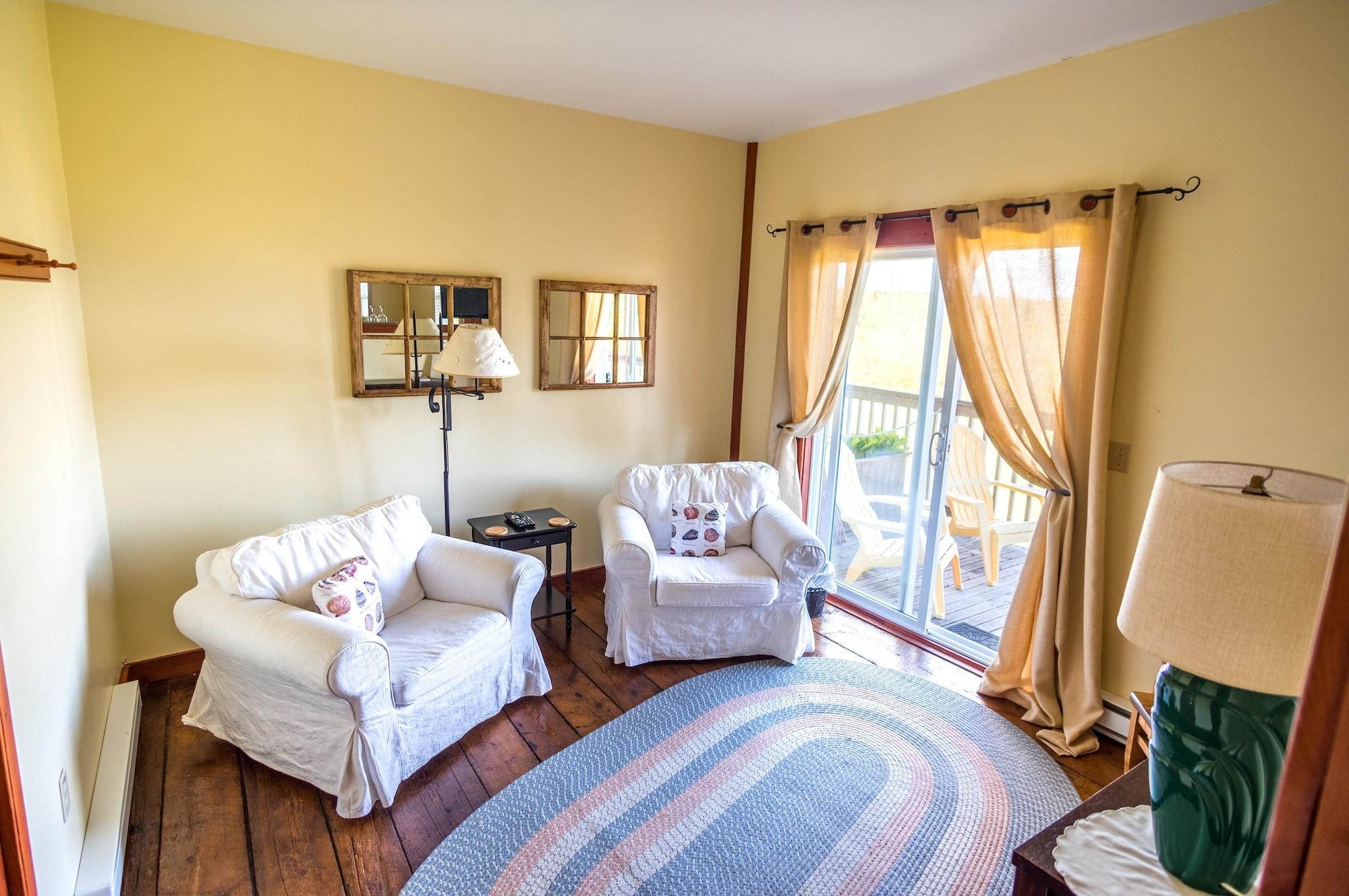 Comodidades del Alojamiento Bayview Pines Country Inn