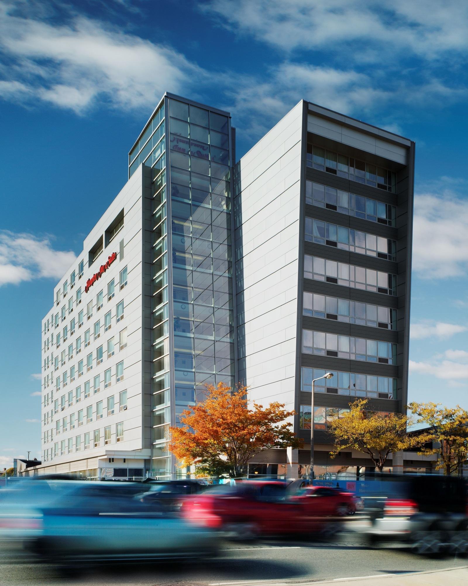 Vista Exterior Hampton Inn & Suites Boston Crosstown Center