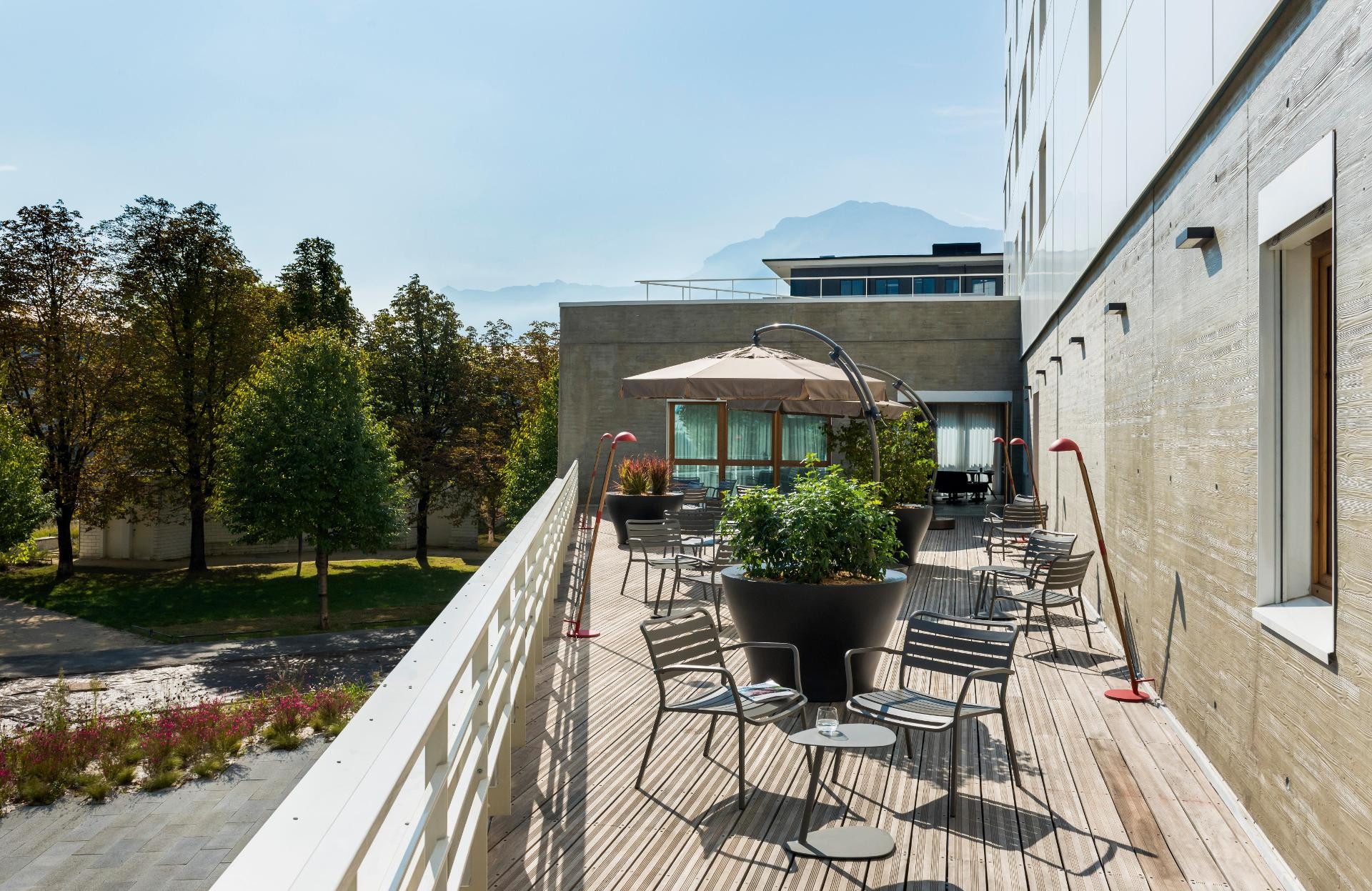 Vista Exterior OKKO Hotels Grenoble Centre