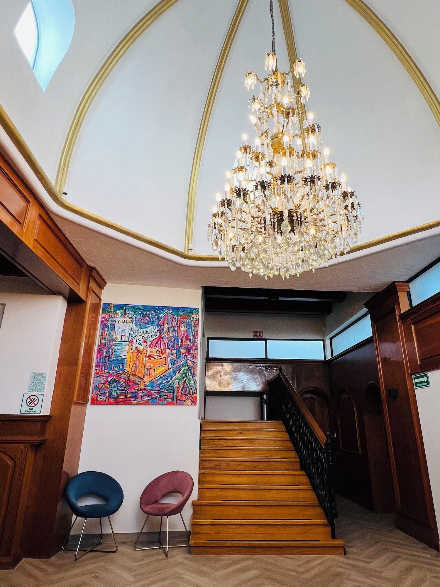 Vista Lobby SUITES DEL JARDIN PRINCIPAL