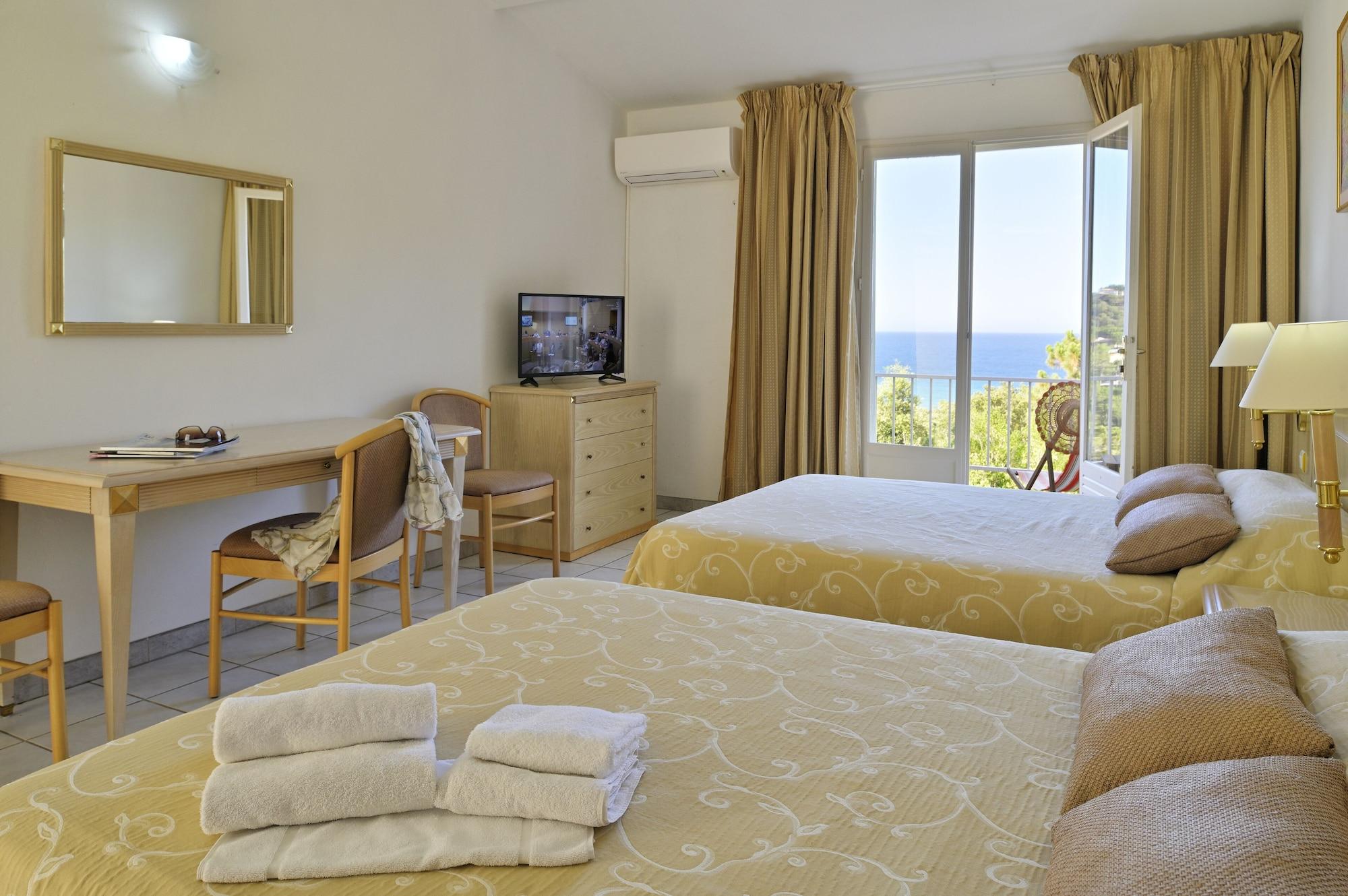 Habitación Hôtel San Pieru
