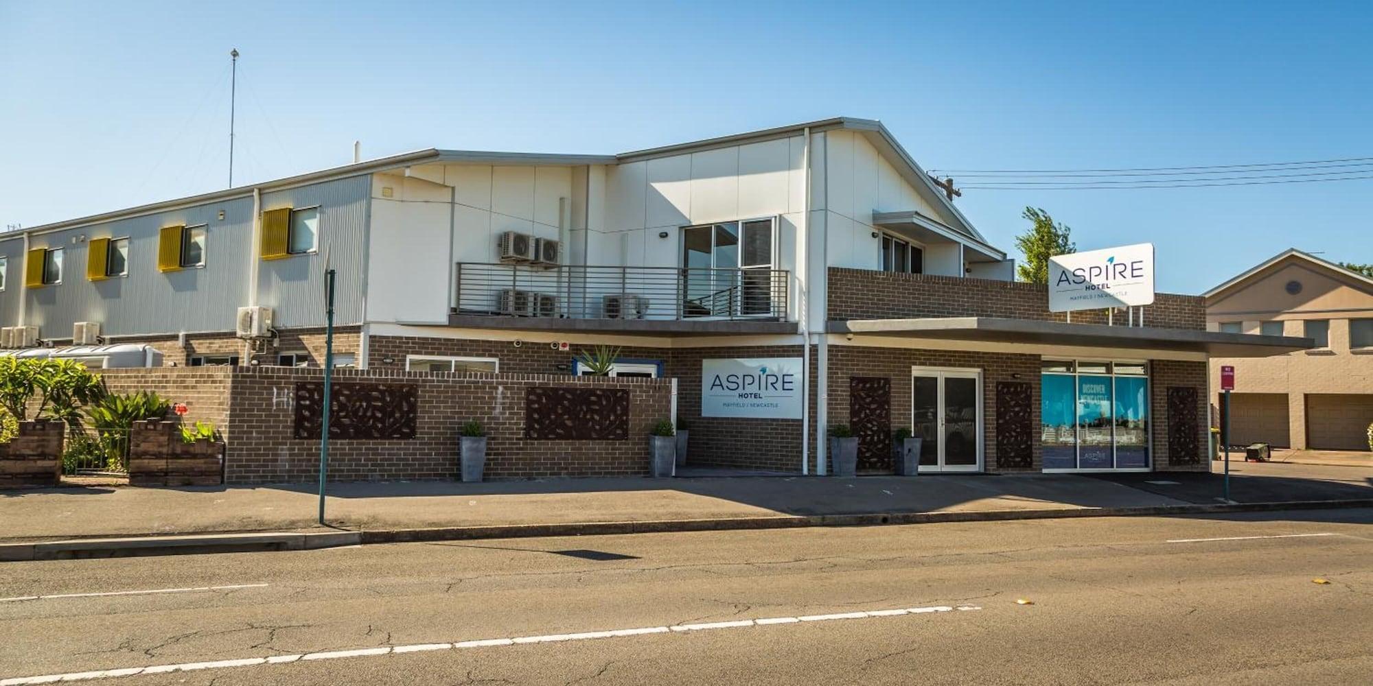 Vista Exterior Aspire Mayfield