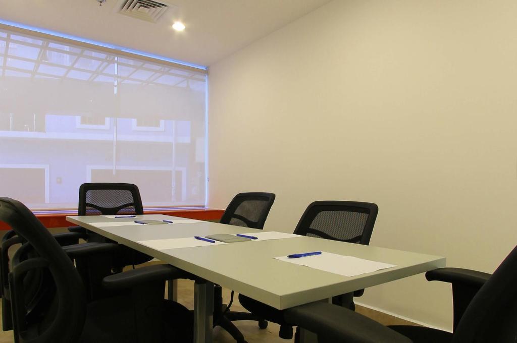 Sala de Reuniones one Toluca Aeropuerto