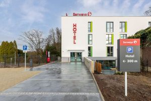 Alojamiento - Serways Hotel Hösel