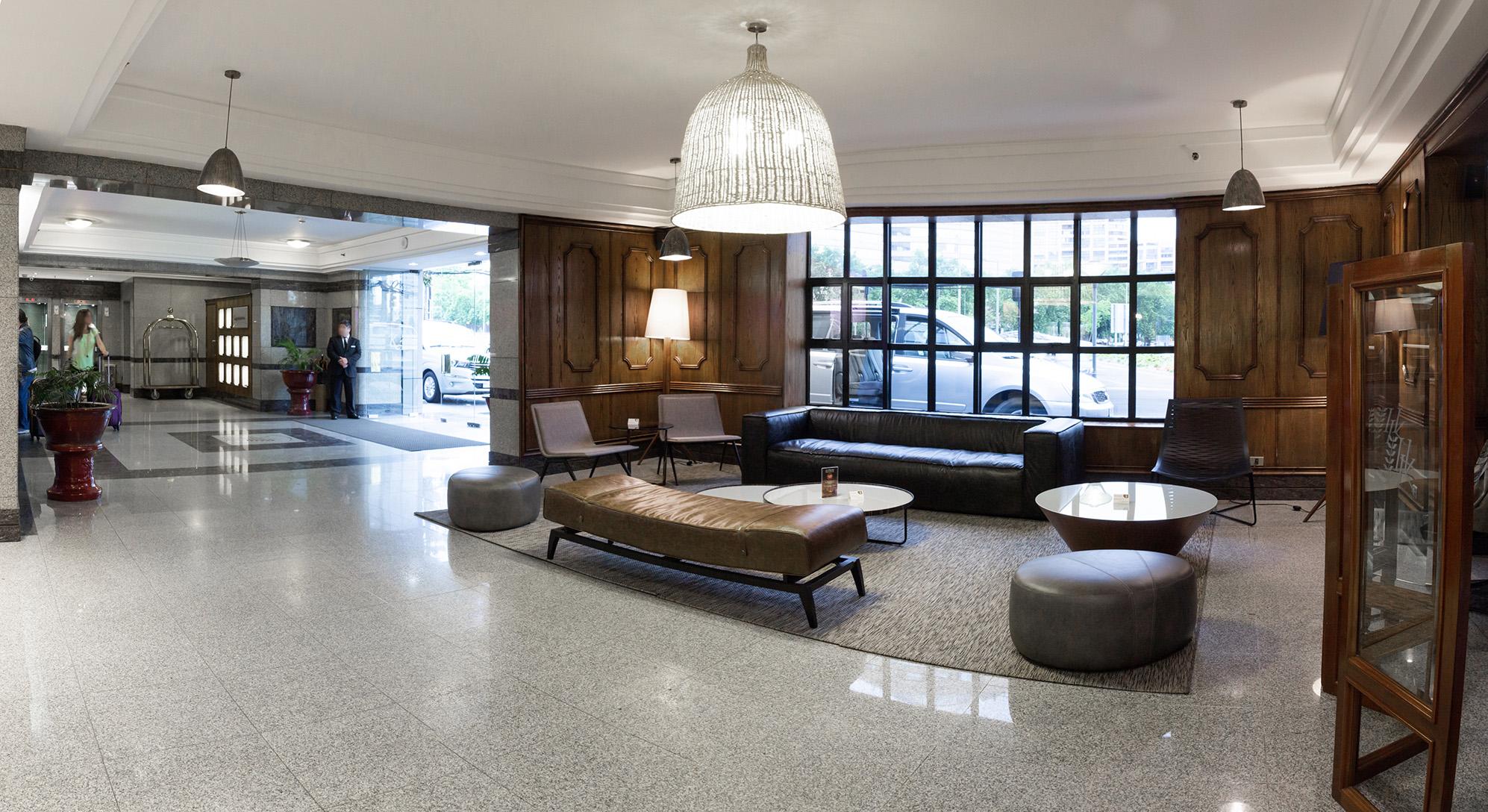 Vista Lobby Wyndham Garden Santiago Kennedy