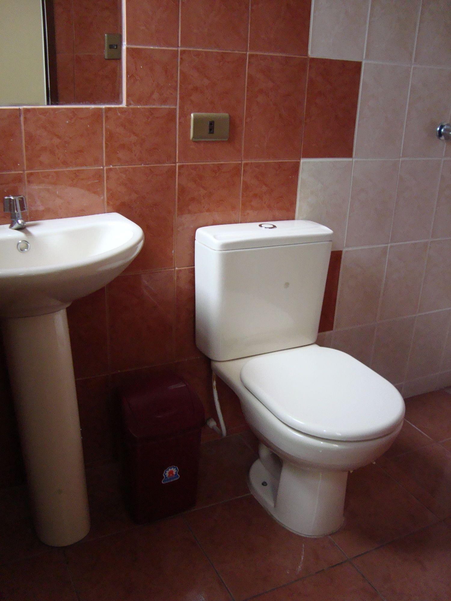Equipamiento de Habitación Hostal Versalles
