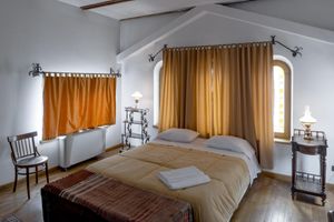 Alojamiento - Villa Ayghedzor