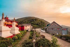 Alojamiento - Poshtel Meghma