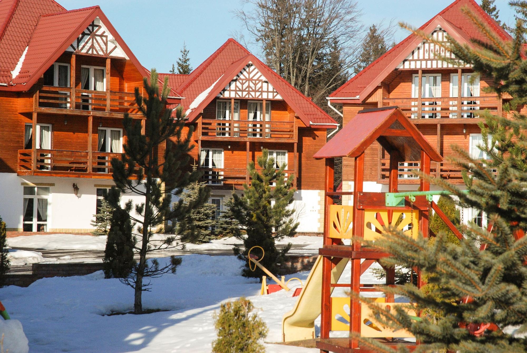 Instalaciones Recreativas Monterai Resort