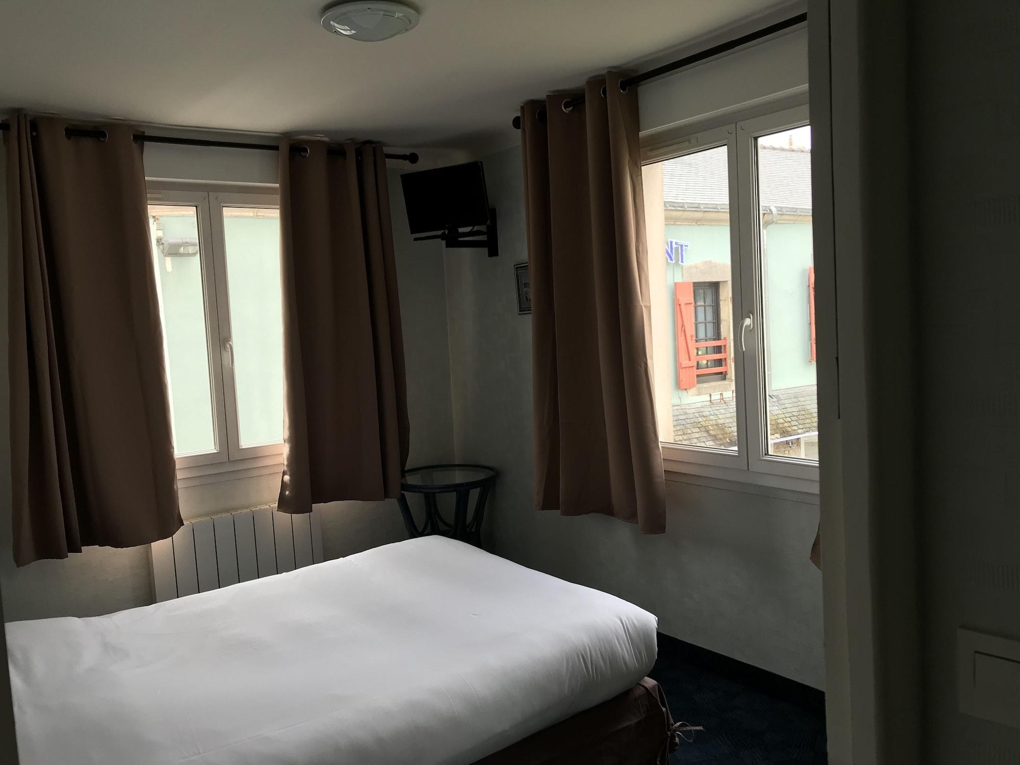 Varios Hôtel des Iles