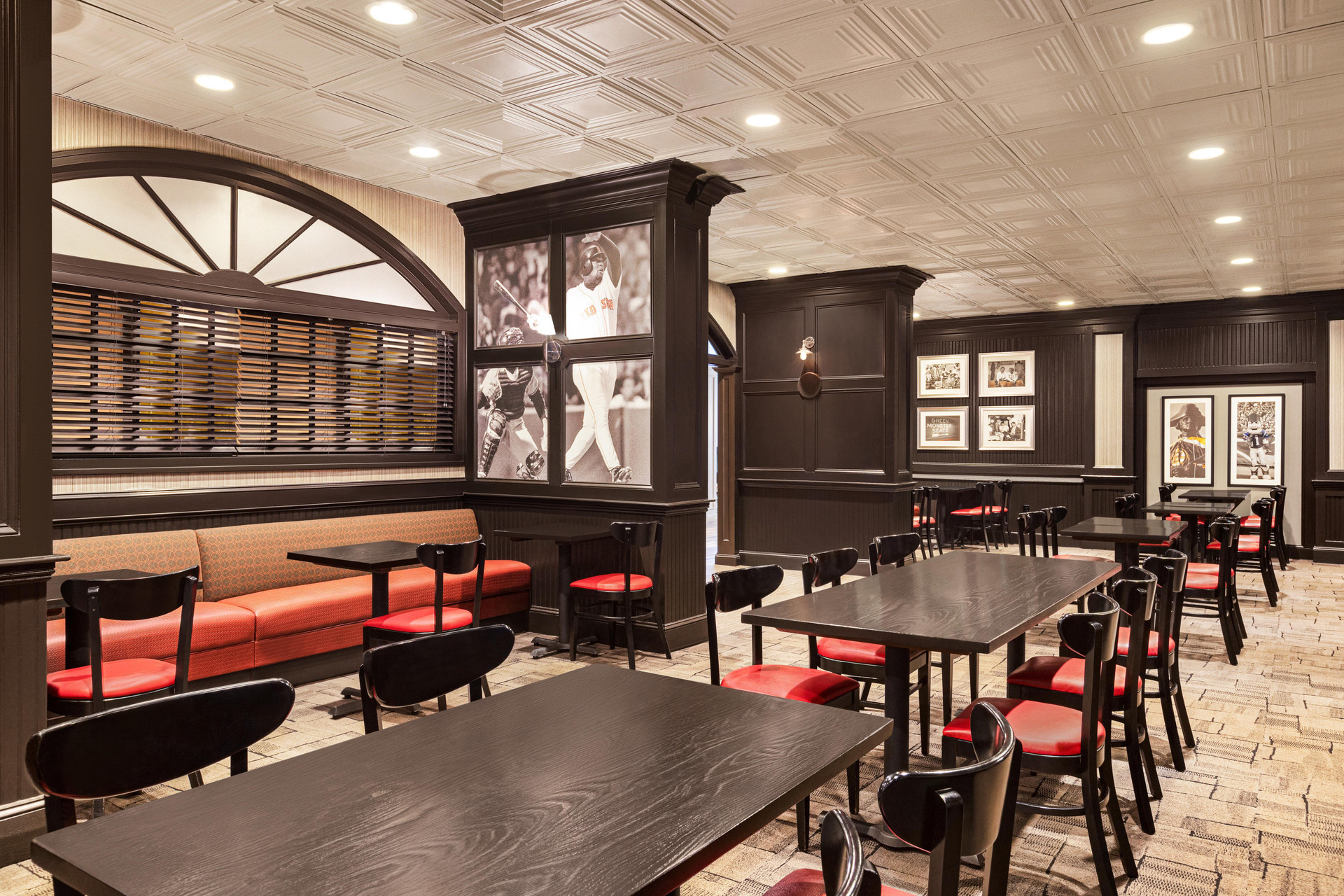 Bar/Salón Holiday Inn Boston - Cambridge Area by IHG