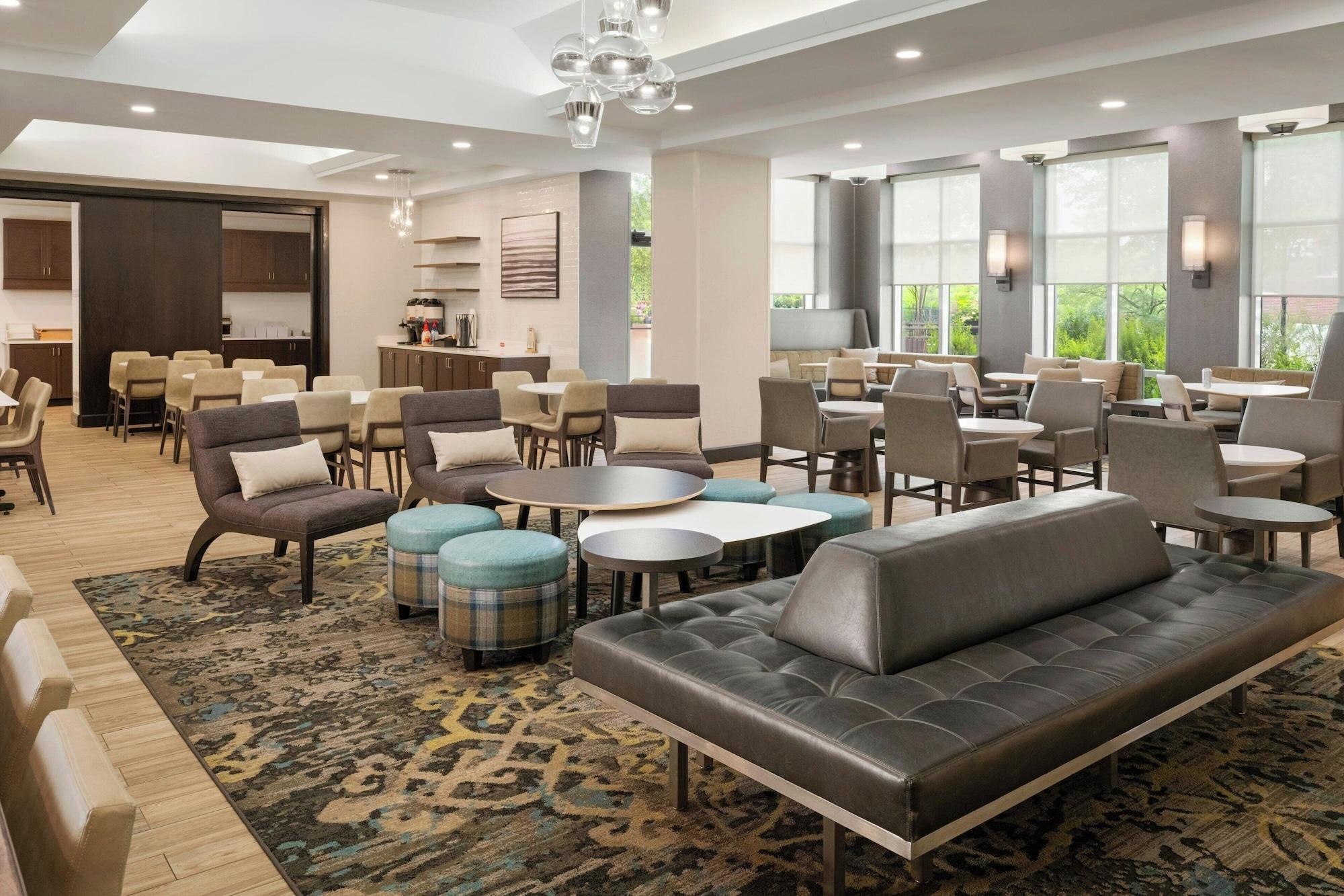 Vista Lobby Residence Inn by Marriott Ottawa Airport