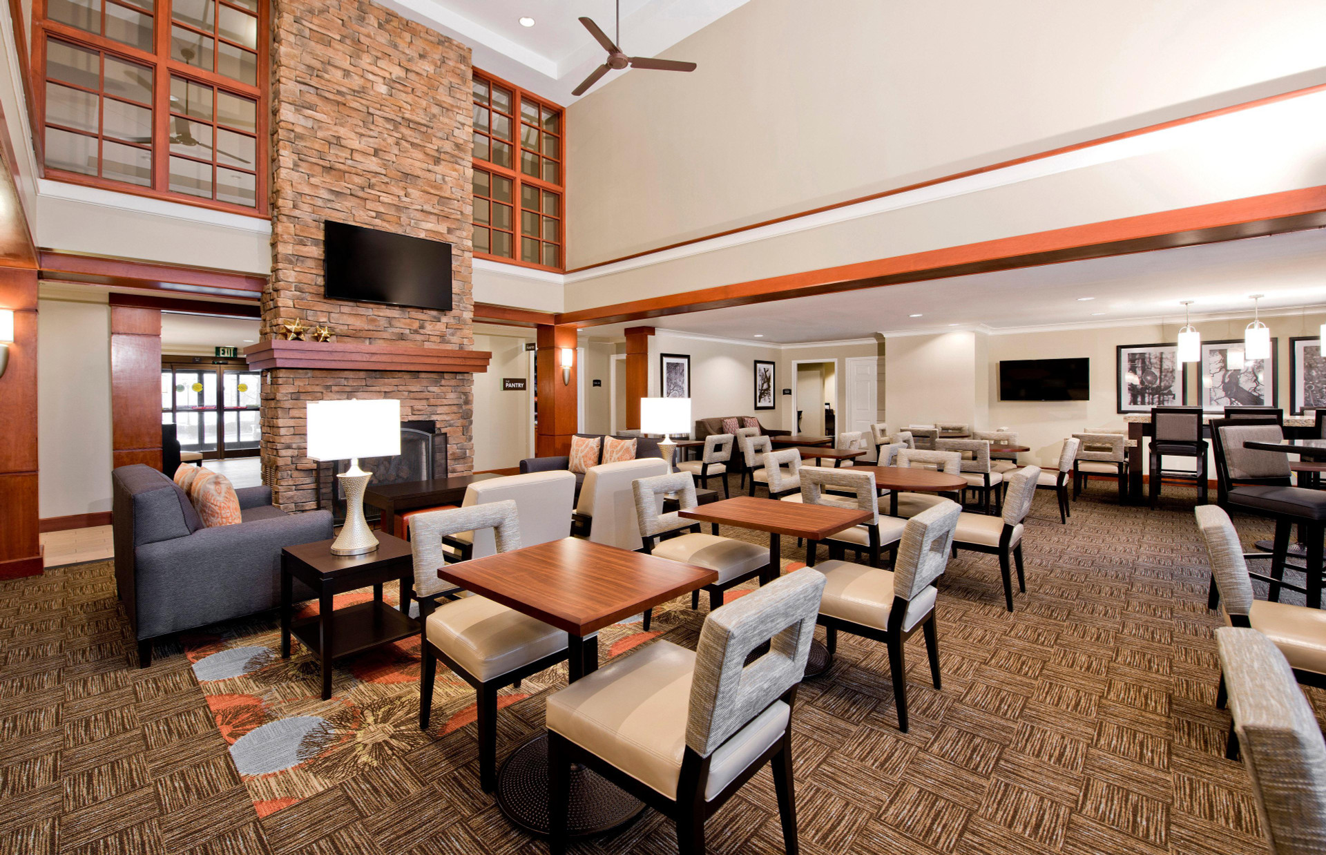 Restaurant Staybridge Suites Charlotte Ballantyne by IHG