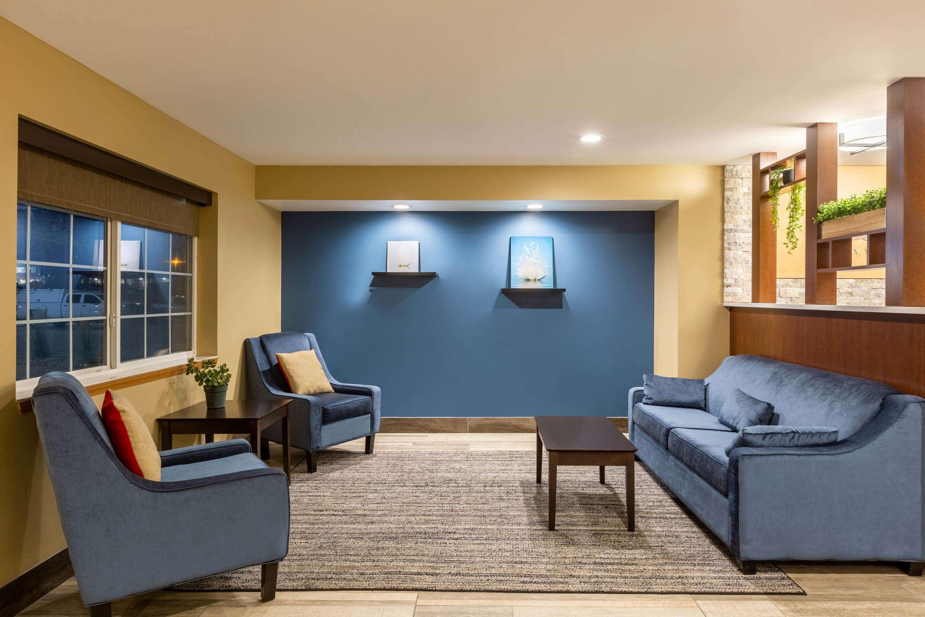 Vista Lobby Americinn By Wyndham Jefferson