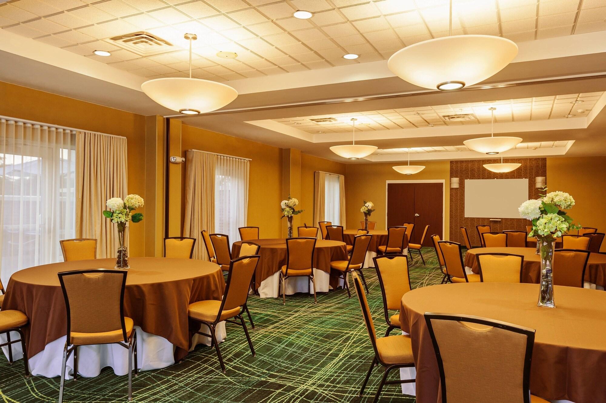 Sala de Reuniones SpringHill Suites Charlotte Lake Norman/Mooresville