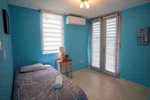 Renta temporal - Beachfront in gated community with patio,  balcony, pool, close to all in Rincón