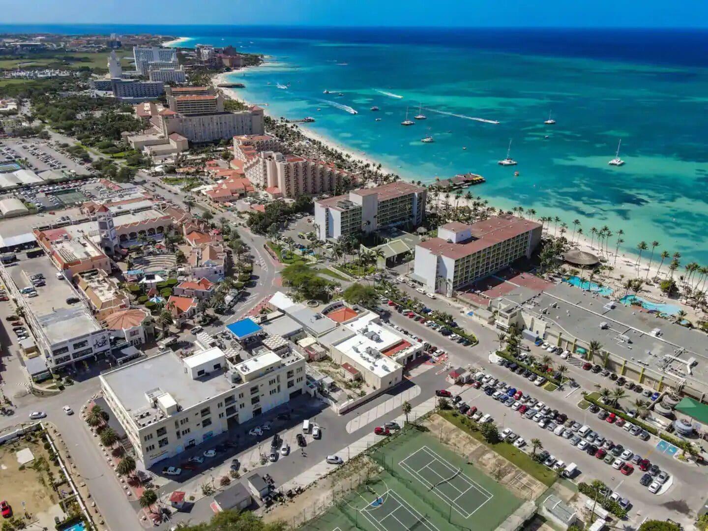 Vista Exterior The Cove - Condo Hotel - Perfect Location