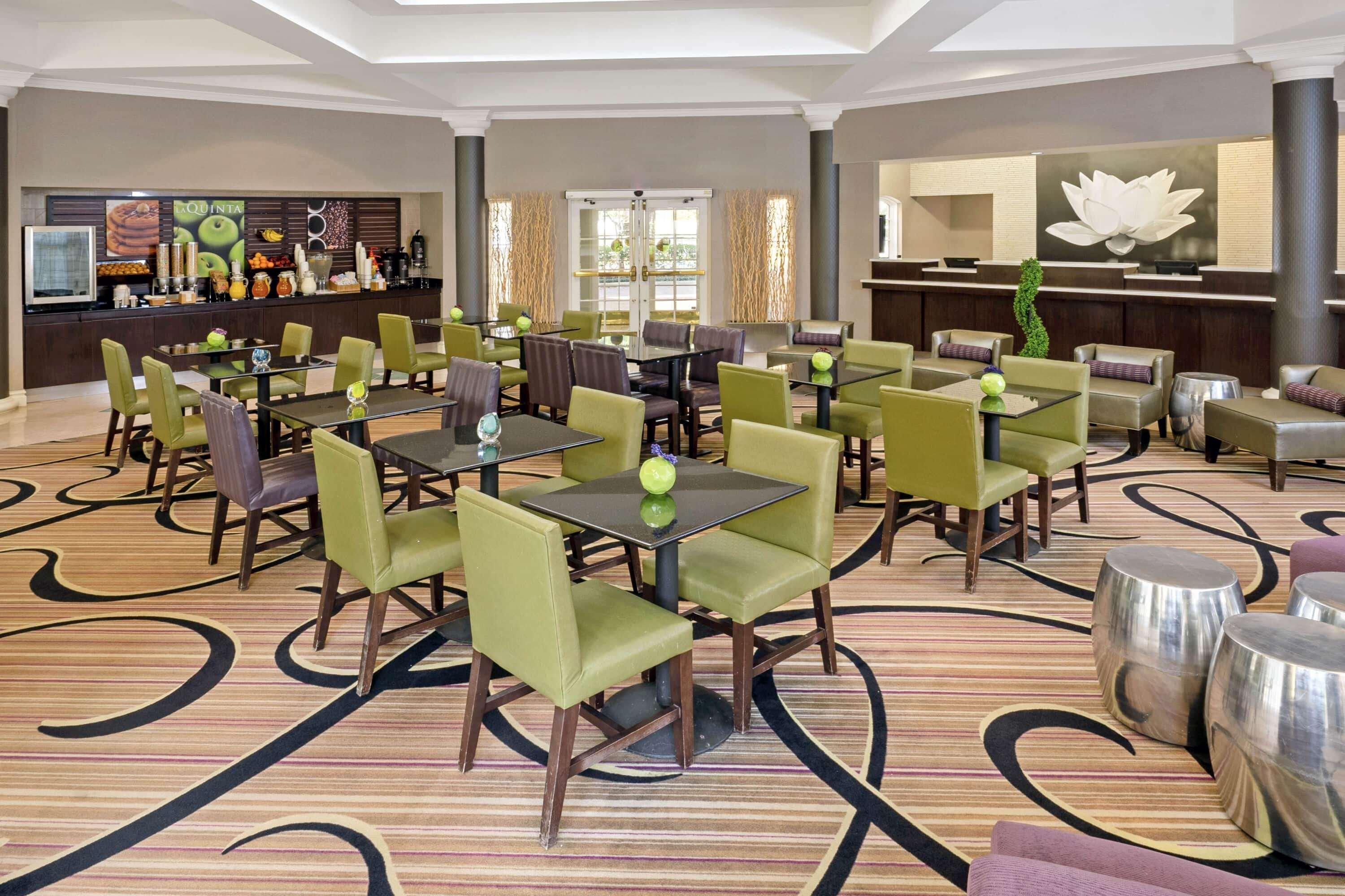 Restaurant La Quinta Inn & Suites Houston Park 10