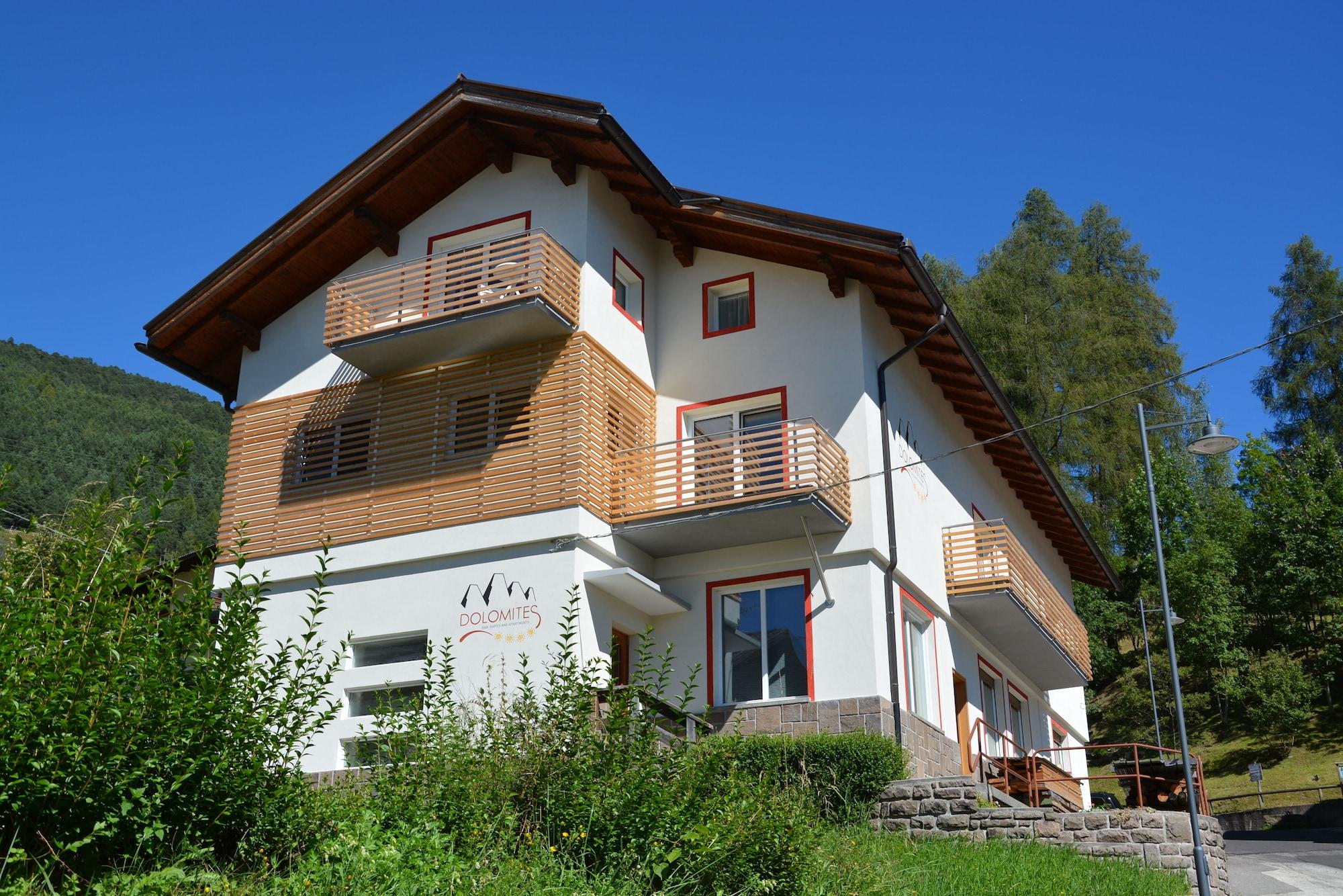 Vista Exterior Dolomites B&B Suites and Apartments