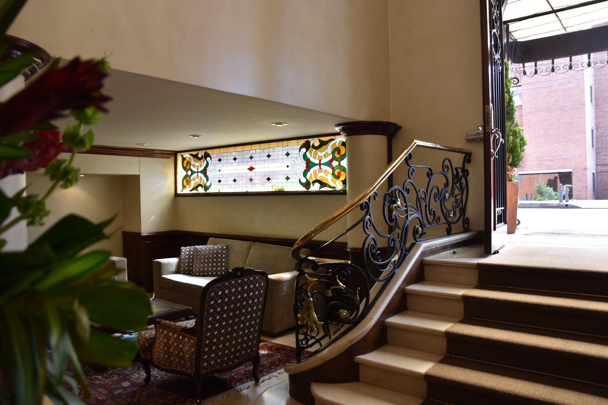 Vista Lobby Hotel Saint Simon