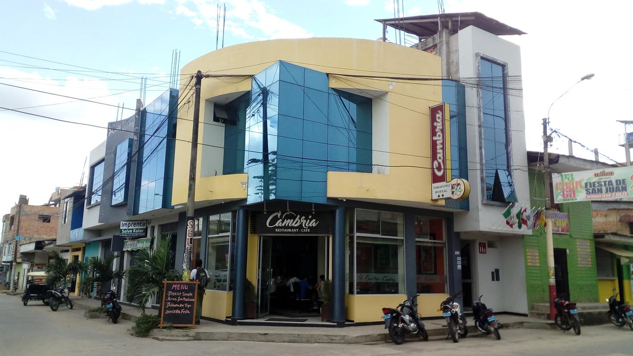 Vista Exterior Hostal Cambria
