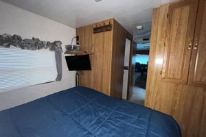 Alojamiento - Adorable RV with AC in Alamo for a cozy getaway