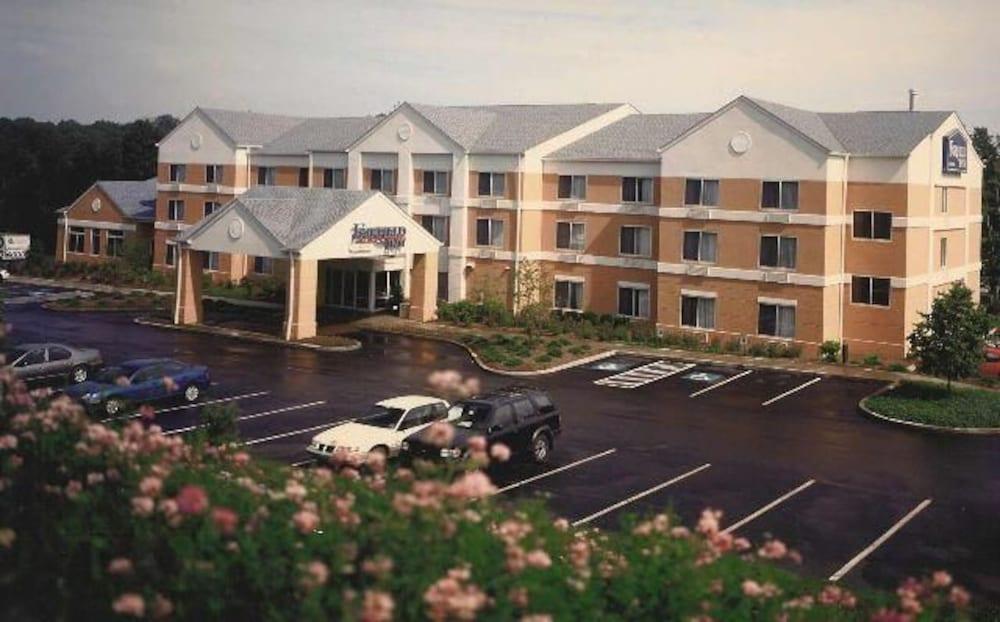 Vista Exterior Fairfield Inn & Suites by Marriott Butler