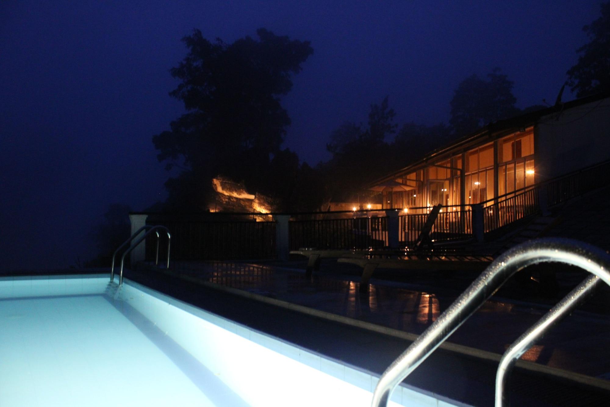 Varios Misty Hills Villa Kadugannawa