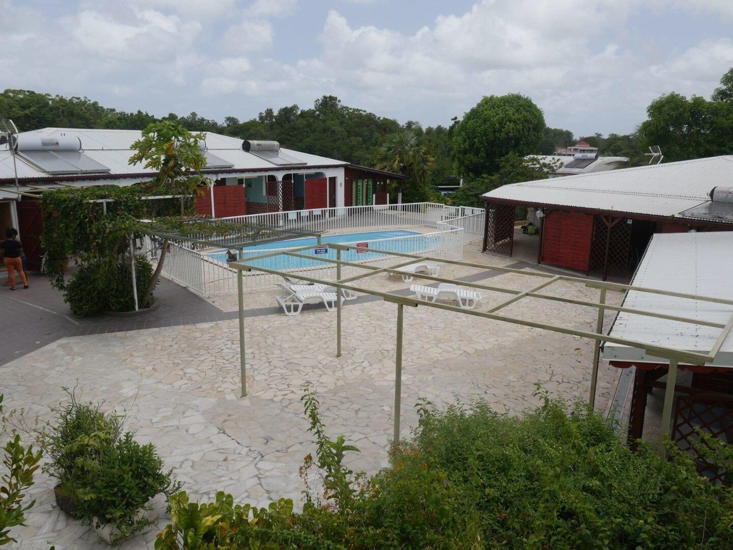 Vista Piscina Les Gites de lUnion