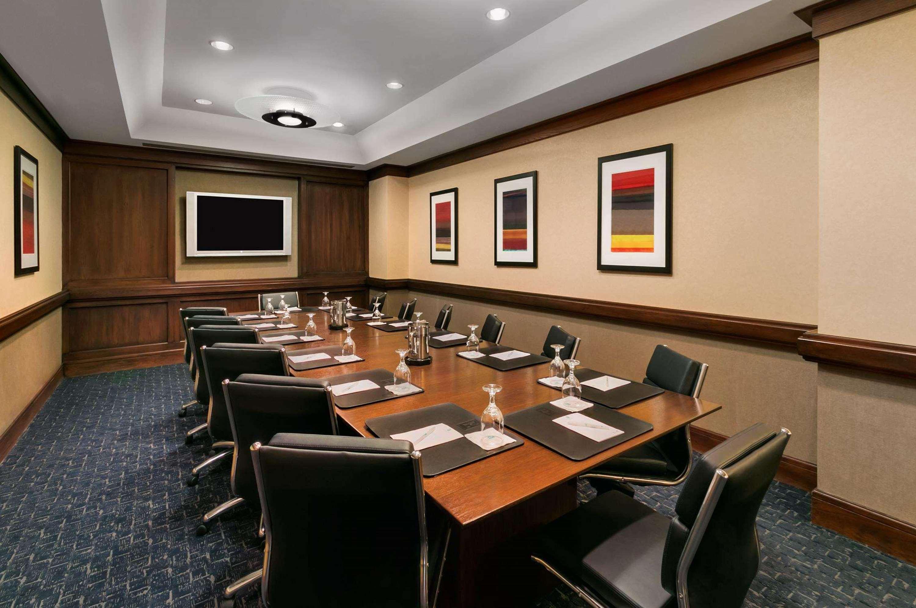 Sala de Reuniones Embassy Suites by Hilton Chicago North Shore Deerfield
