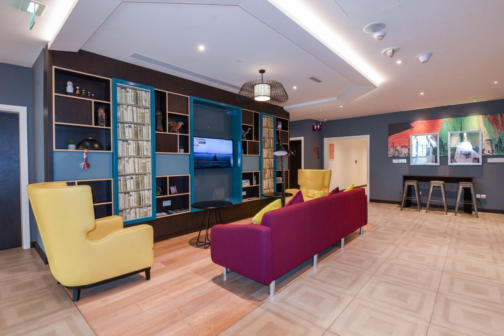 Vista Lobby Premier Inn Dubai International Airport