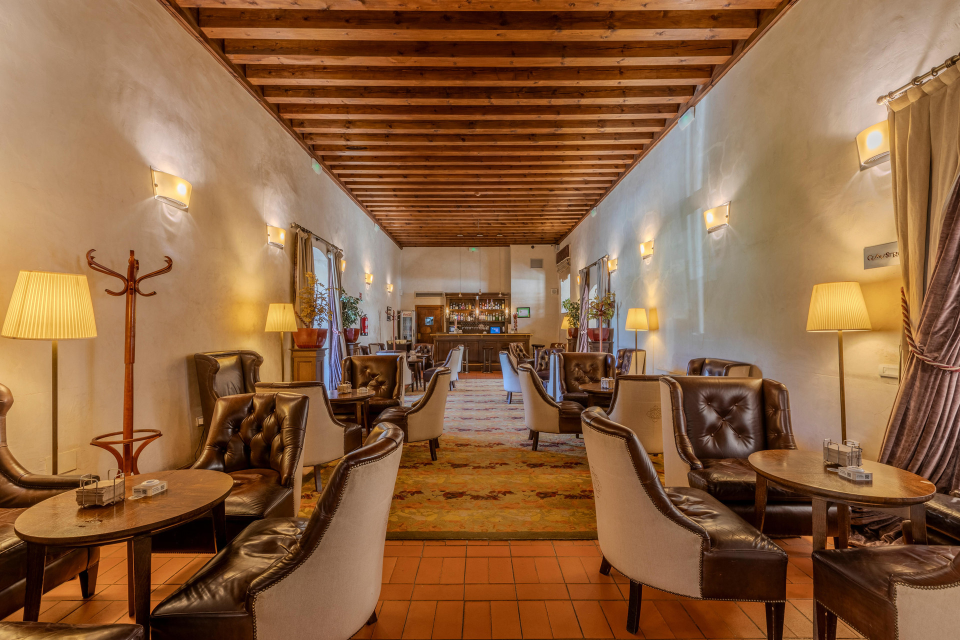 Bar/Salón Hotel San Antonio El Real