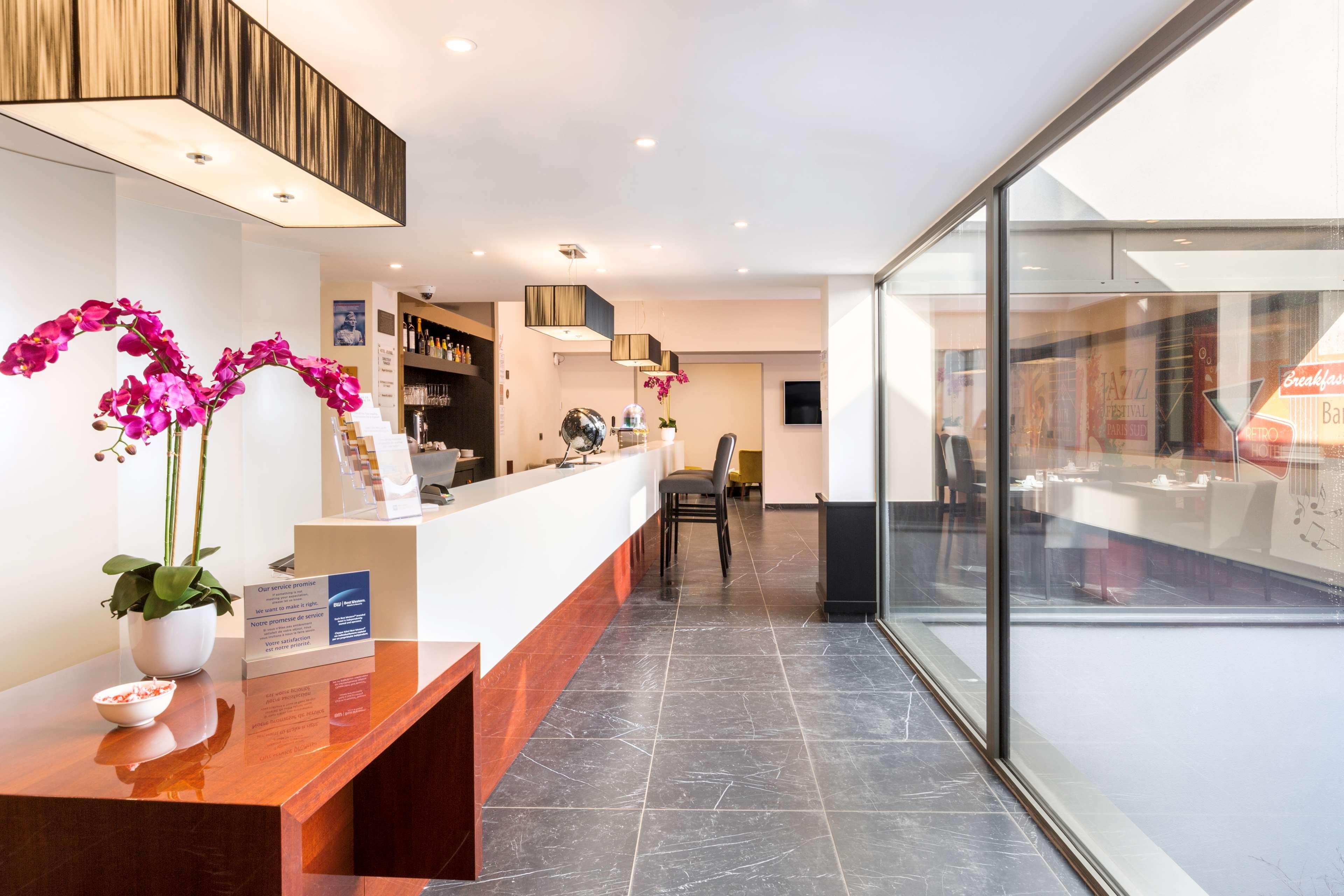 Bar/Salón Best Western Hotel Journel Paris Sud