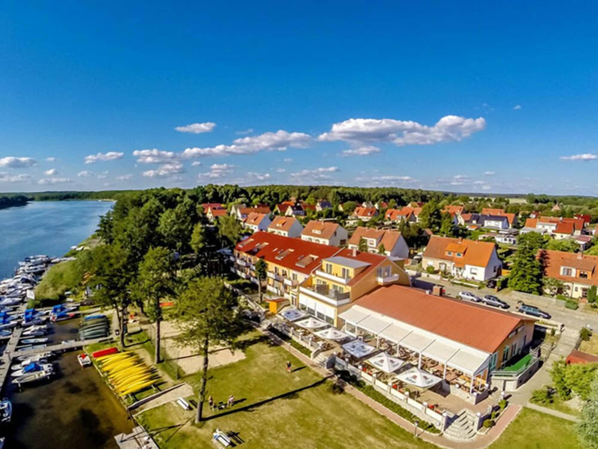 Varios Strandhotel & Restaurant Mirow