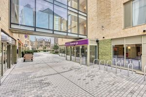 Alojamiento - Premier Inn London Southwark - Southwark Station