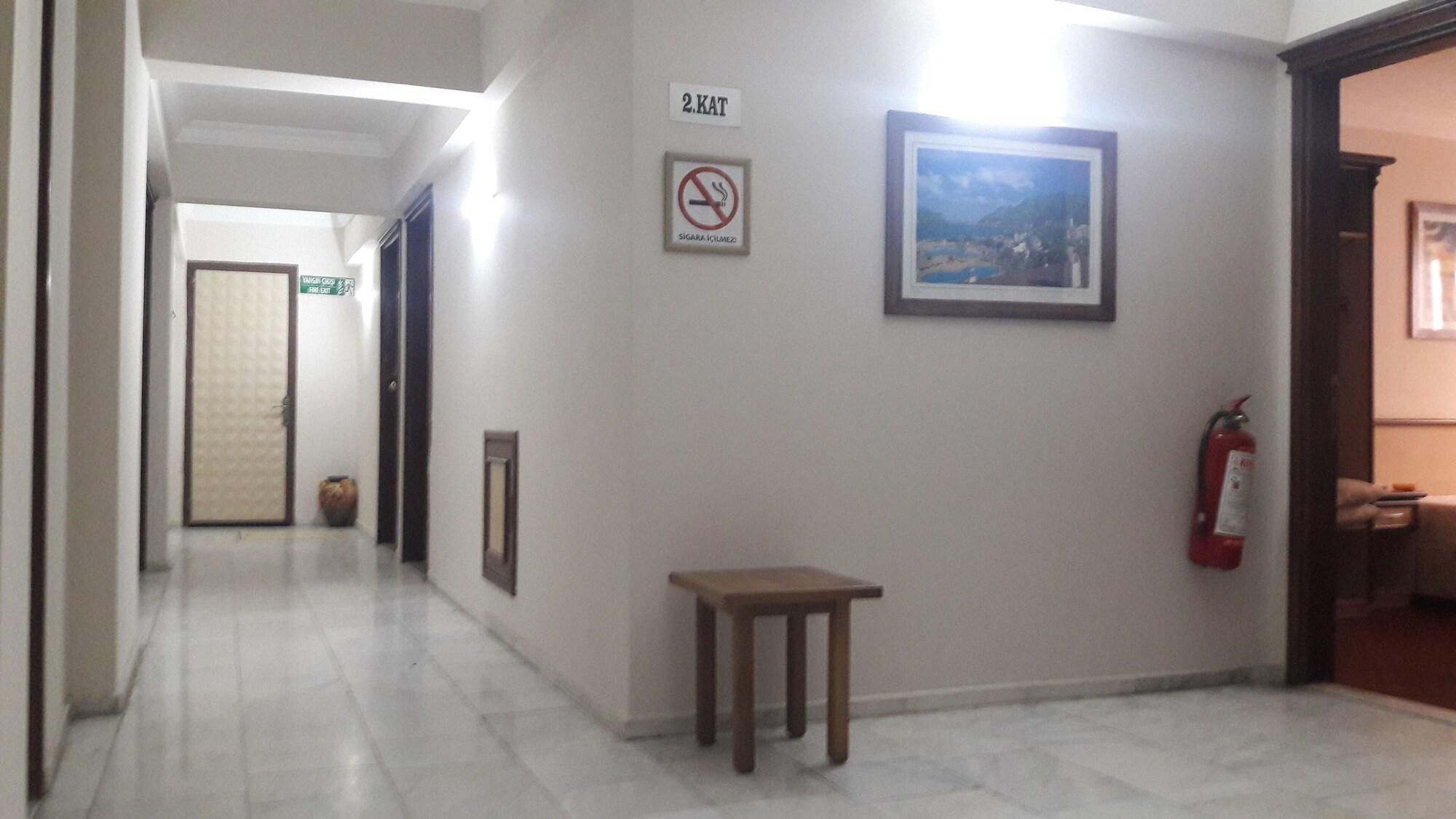 Varios Otel Koc