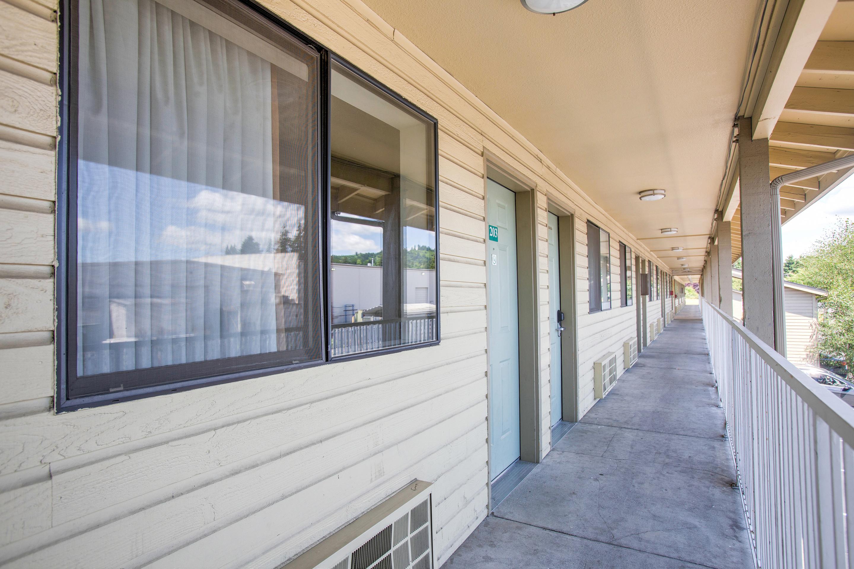 Varios OYO Woodland Hotel and Suites