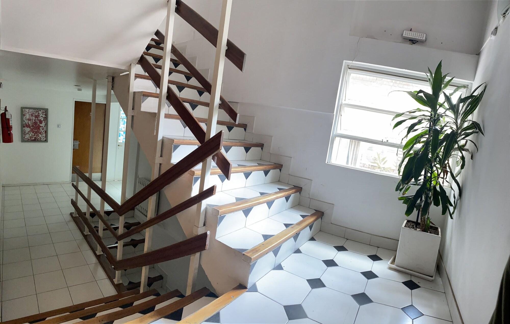 Varios Portillo Apartments
