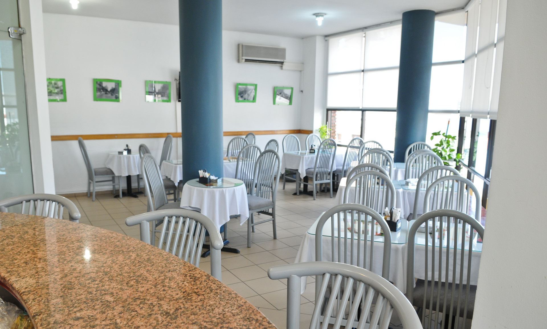 Restaurant Hotel Tres Cruces