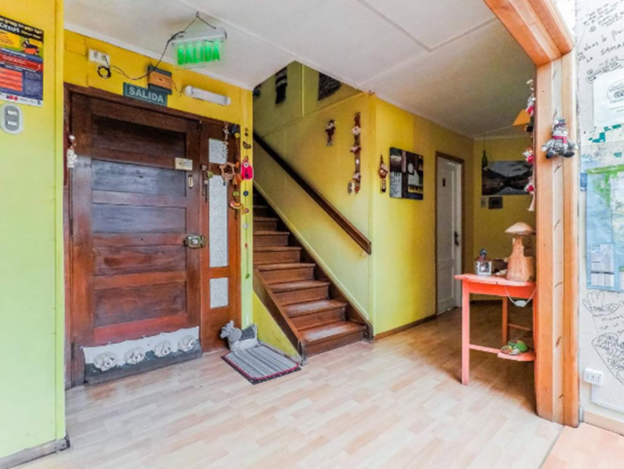 Vista Lobby Samarce House