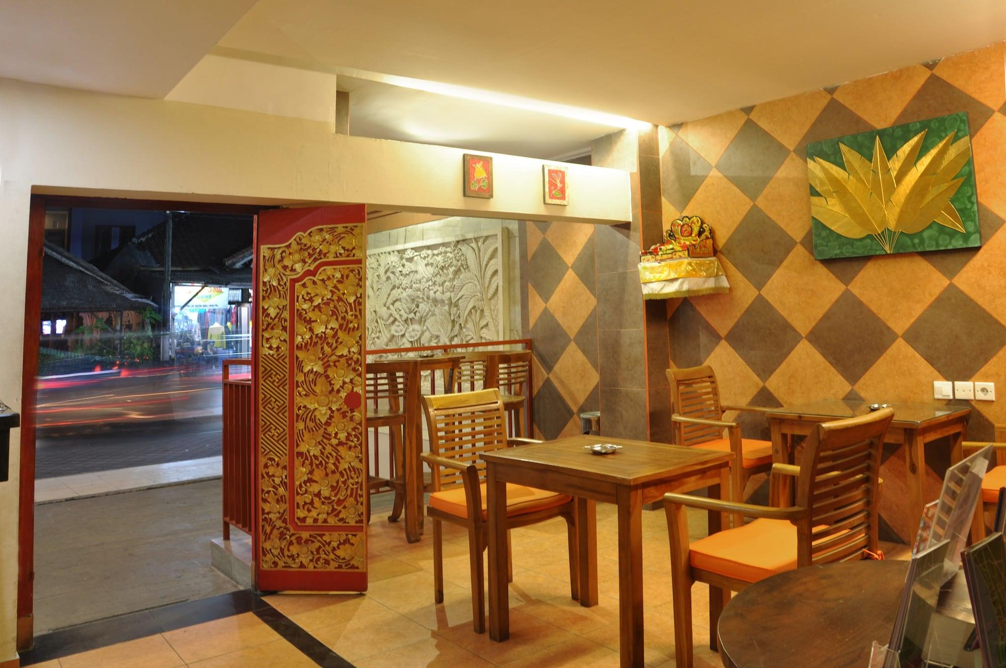 Vista Lobby Kuta Sari House