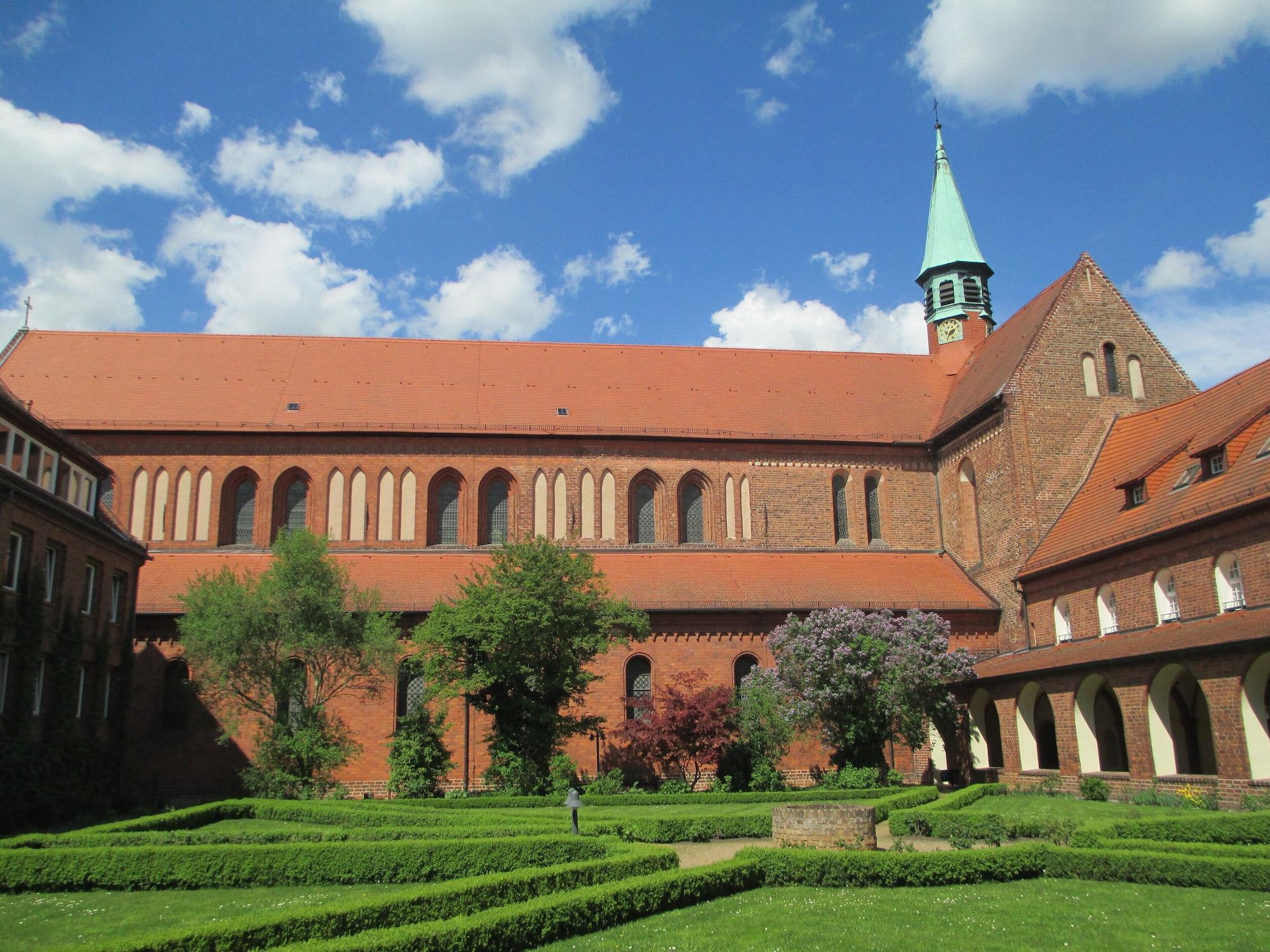 Varios Zentrum-Kloster-Lehnin