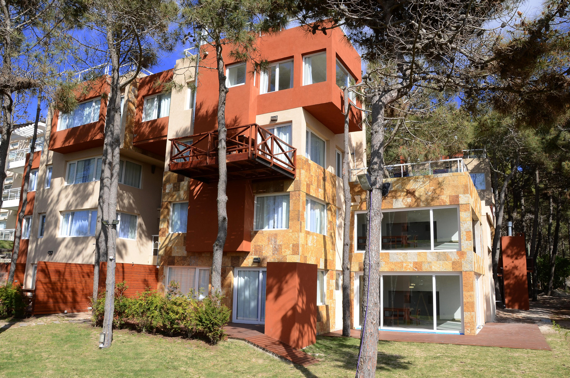 Vista Exterior Jaina Resort & Spa