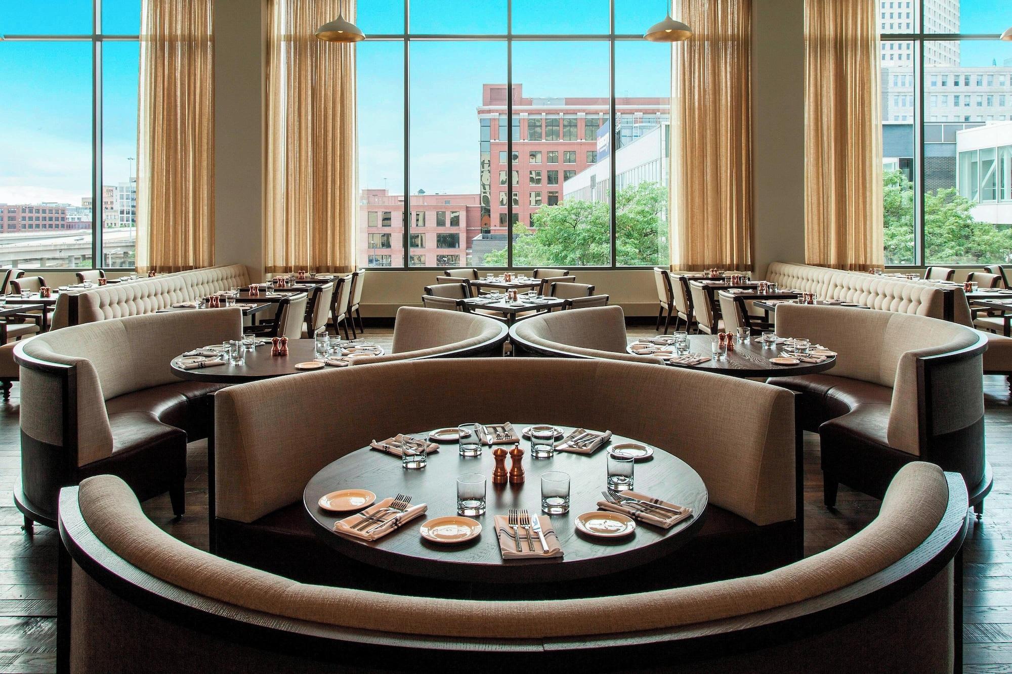 Restaurant The Westin Milwaukee