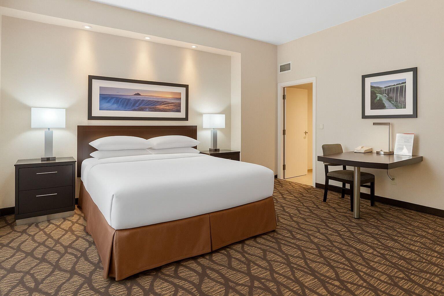Habitación Embassy Suites by Hilton Niagara Falls Fallsview