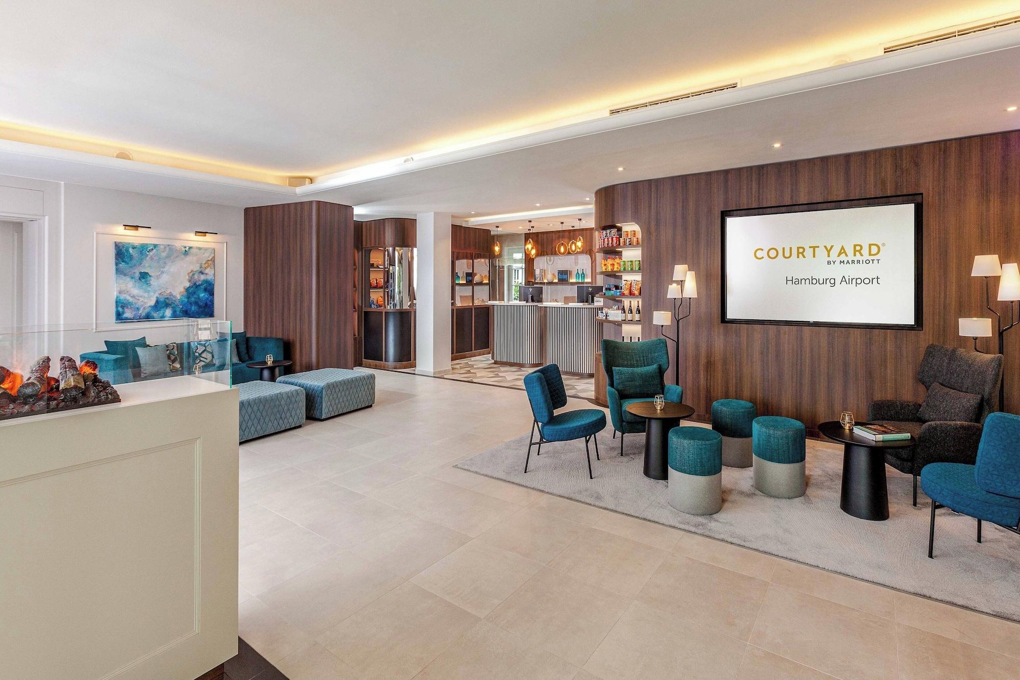 Vista Lobby Courtyard by Marriott Hamburg Airport